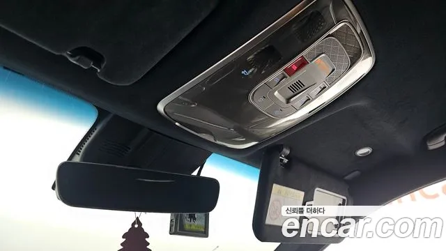 Genesis GV70 — Фото автомобиля 25