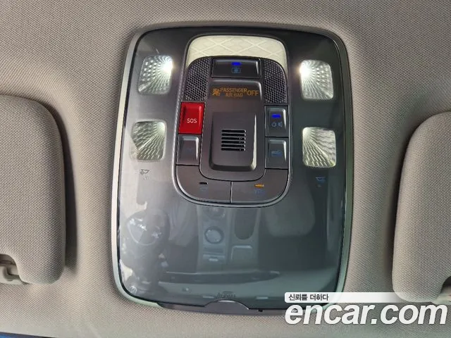 Genesis GV70 — Фото автомобиля 16