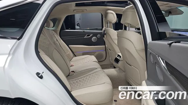 Genesis G80 Бензин 2.5 турбо AWD — Фото автомобиля 3