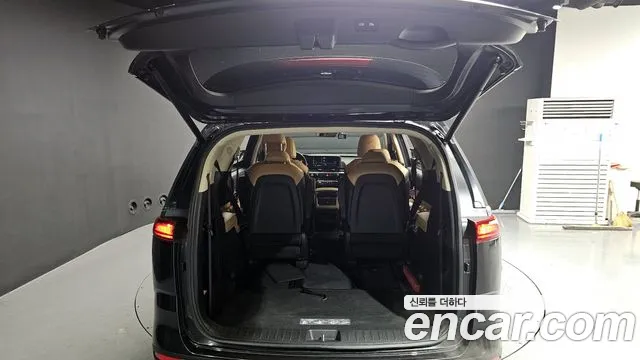 Kia Canival Carnival 4 поколение Бензин 9 мест Noblesse — Фото автомобиля 20