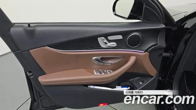 Mercedes-Benz E-Class W213 — Фото автомобиля 13