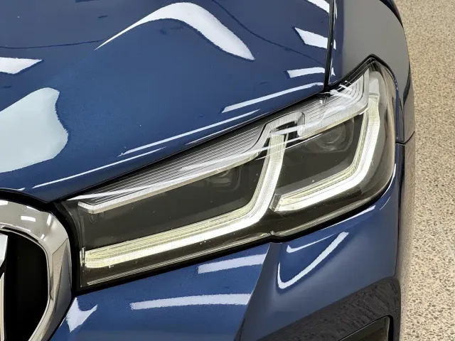 BMW 5 Series — Фото автомобиля 4