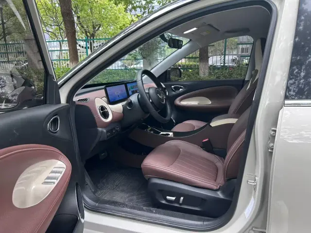 Wuling Bingo — Фото автомобиля 4