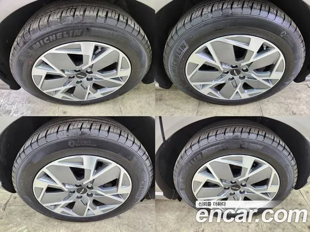 Genesis GV60 — Фото автомобиля 9