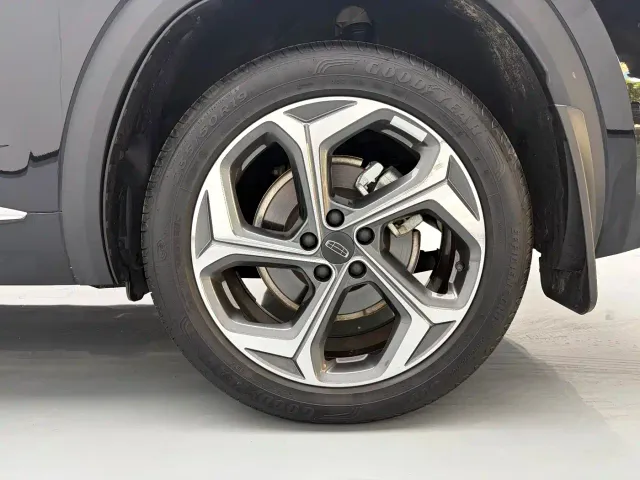Geely Xingyue L — Фото автомобиля 9