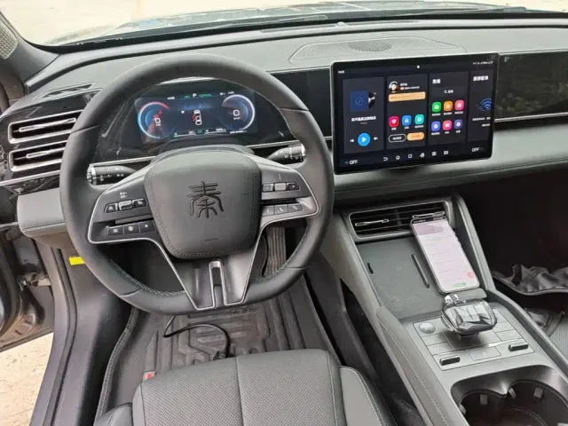 BYD Qin L — Фото автомобиля 9