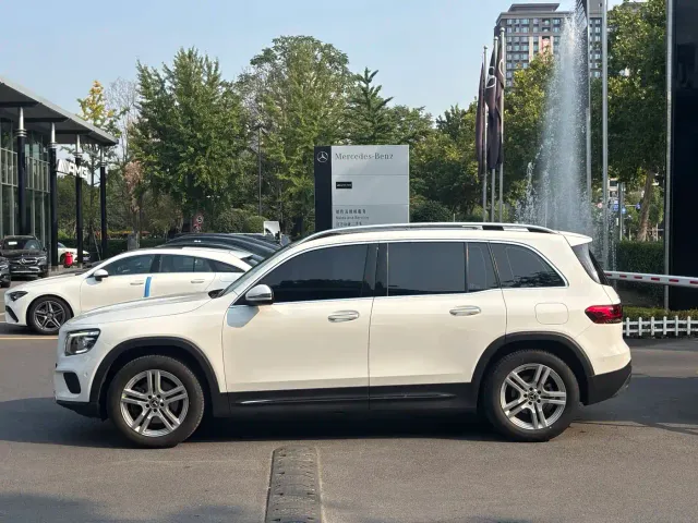 Mercedes-Benz GLB-Class — Фото автомобиля 3