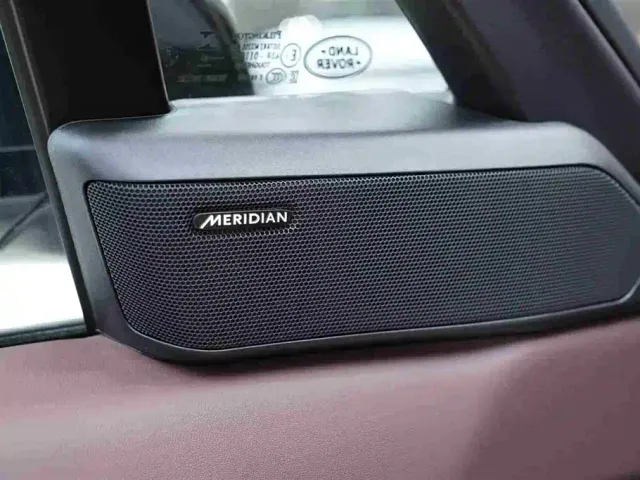 Land Rover Range Rover Sport — Фото автомобиля 15