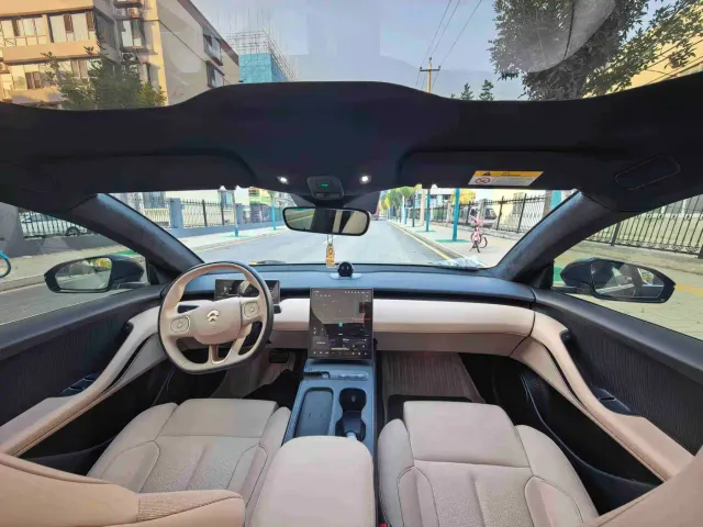 Nio ET5 Touring — Фото автомобиля 4