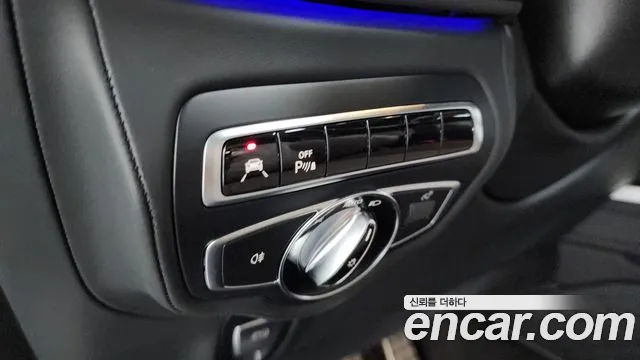 Mercedes-Benz G-Class — Фото автомобиля 25