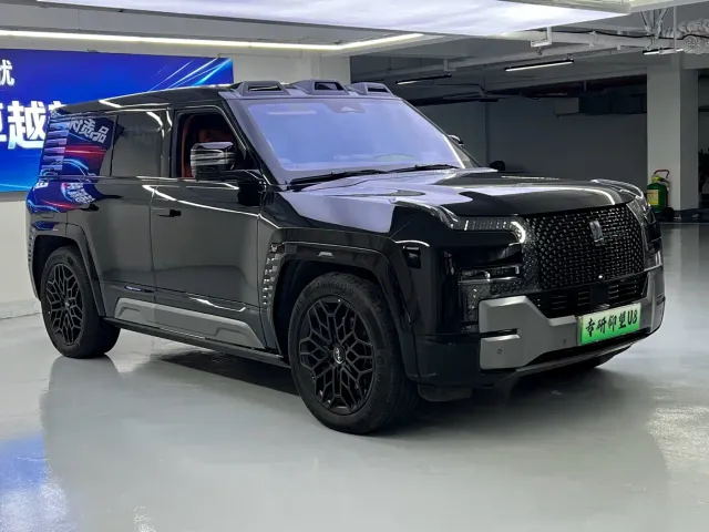BYD U8 — Фото автомобиля 3
