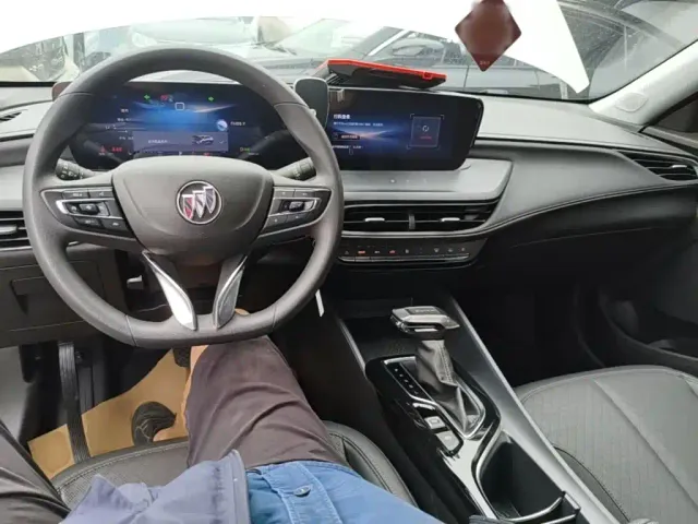 Buick Verano — Фото автомобиля 9