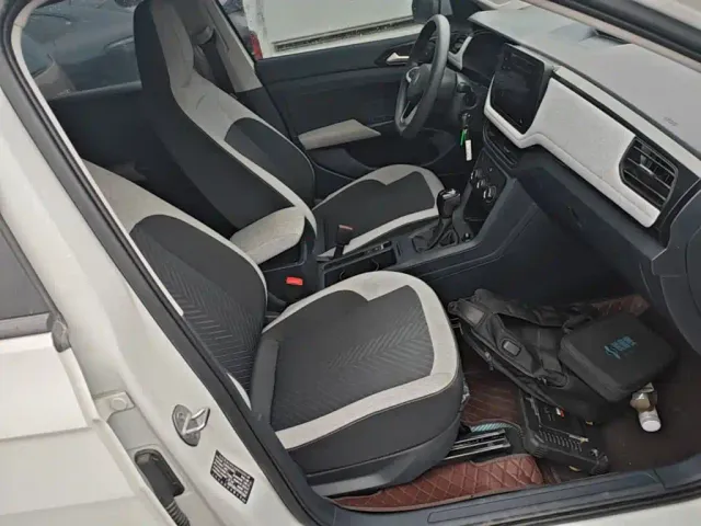 Volkswagen Tharu — Фото автомобиля 18