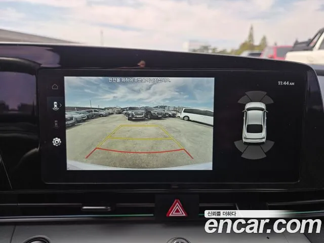 Hyundai Avante CN7 — Фото автомобиля 14