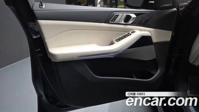 BMW X5 xDrive 40i M Sport — Фото автомобиля 23