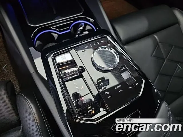BMW 5 Series — Фото автомобиля 8