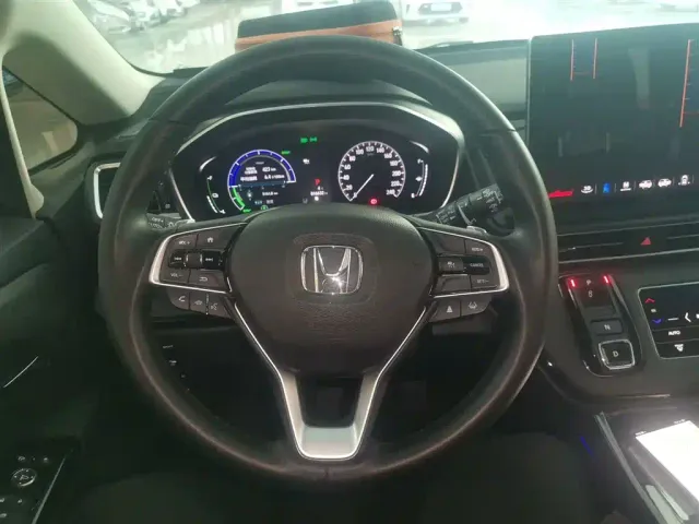 Honda Elysion — Фото автомобиля 2