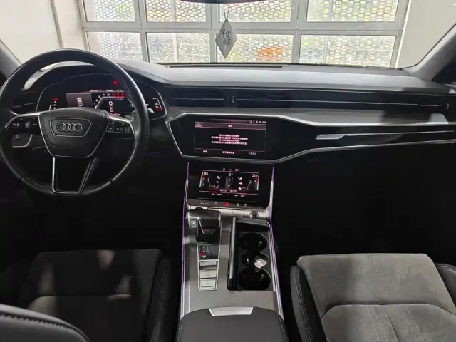 Audi A6L — Фото автомобиля 7