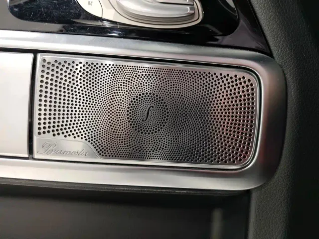 Mercedes-Benz G-Class — Фото автомобиля 16