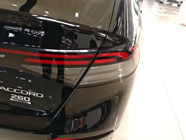 Honda Accord — Фото автомобиля 7