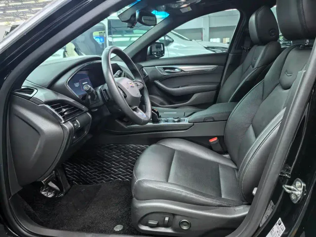 Cadillac CT5 — Фото автомобиля 7