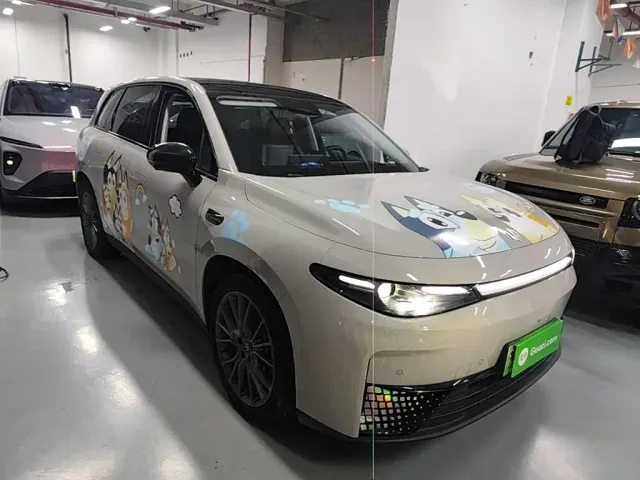 Leapmotor C10 — Фото автомобиля 3