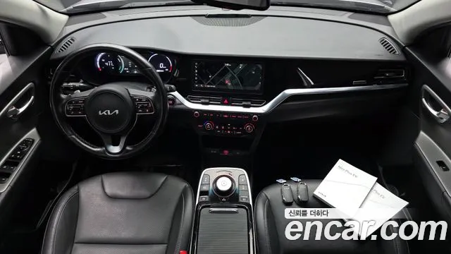 Kia Niro Niro Plus Light (Такси) — Фото автомобиля 7