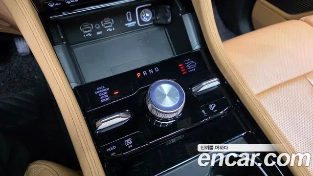 Jeep Cherokee WL — Фото автомобиля 12