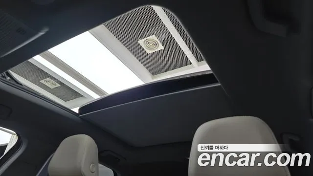 Audi Q4 e-tron — Фото автомобиля 17