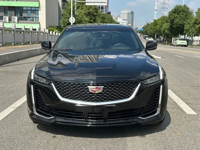 Cadillac CT5 — Фото автомобиля 2