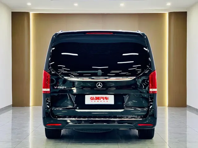 Mercedes-Benz V-Class — Фото автомобиля 4