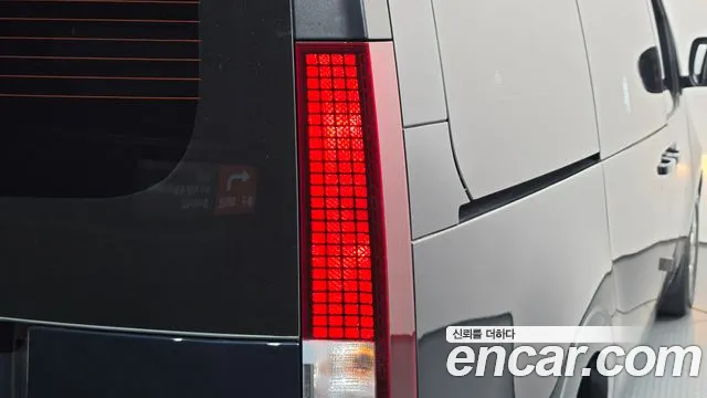 Hyundai Staria — Фото автомобиля 8