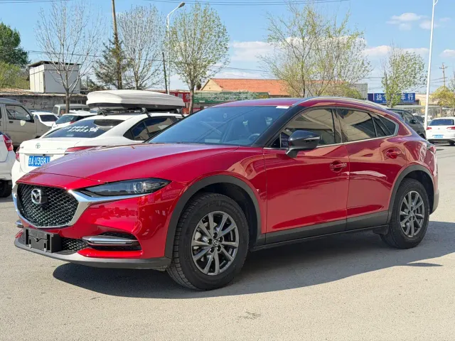 Фотография автомобиля — Mazda CX-4