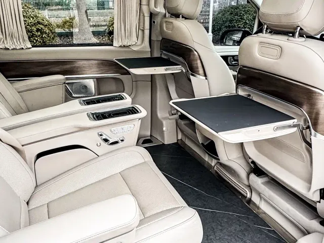 Mercedes-Benz V-Class — Фото автомобиля 17