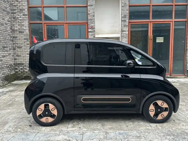 Baojun KiWi EV — Фото автомобиля 5