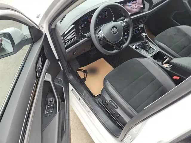 Volkswagen Sagitar — Фото автомобиля 15