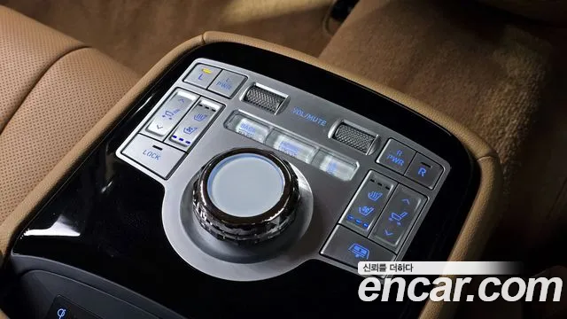 Genesis G80 Бензин 2.5 турбо AWD — Фото автомобиля 20