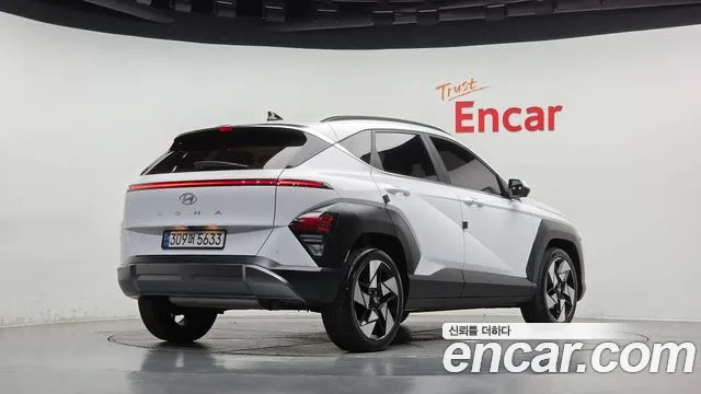 Hyundai Kona SX2 — Фото автомобиля 2