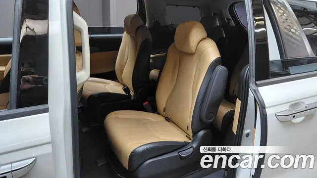 Kia Canival Carnival 4 поколение Дизель 9 мест Noblesse — Фото автомобиля 10