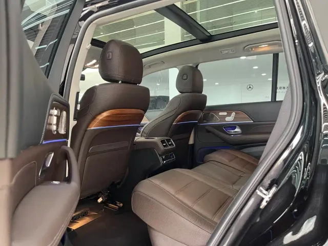 Mercedes-Benz GLS-Class — Фото автомобиля 17