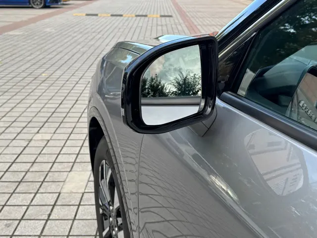Ford Edge — Фото автомобиля 6