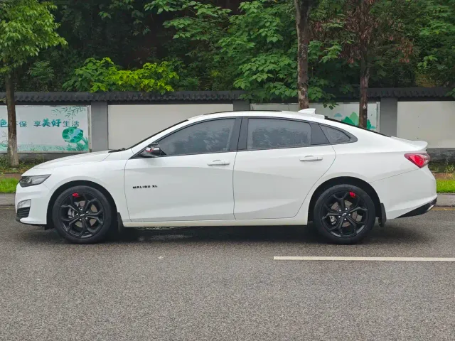 Chevrolet Malibu XL — Фото автомобиля 2