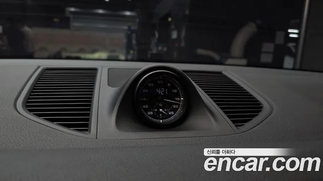Porsche Macan — Фото автомобиля 27