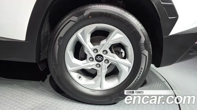 Hyundai Tucson Tucson (NX4) Бензин 1.6 турбо 2WD — Фото автомобиля 21