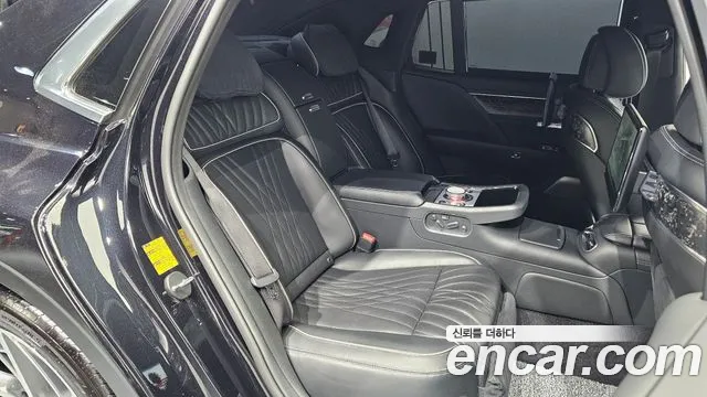 Genesis G90 Бензин 3.5 турбо AWD — Фото автомобиля 11