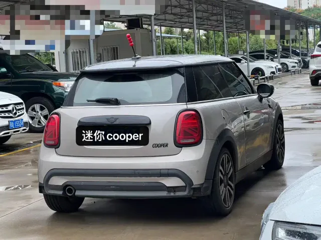 MINI Hatch — Фото автомобиля 9