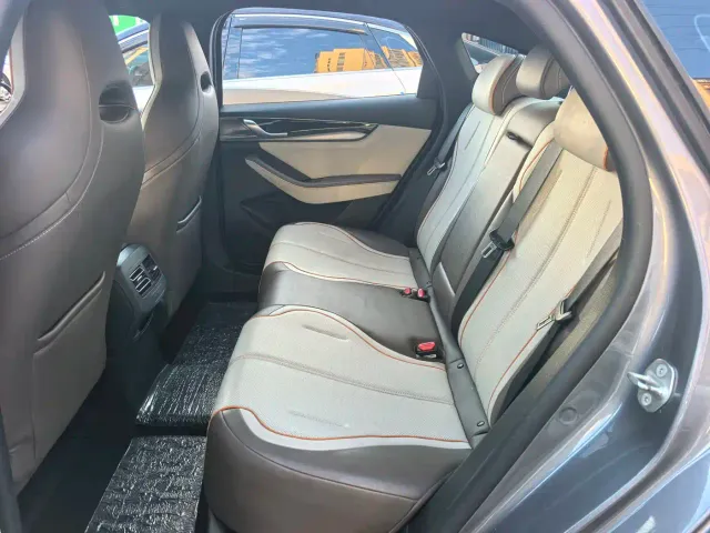 BYD Qin PLUS — Фото автомобиля 10