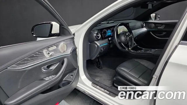 Mercedes-Benz E-Class W213 — Фото автомобиля 10