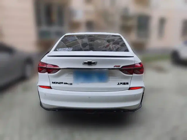 Chevrolet Monza — Фото автомобиля 5