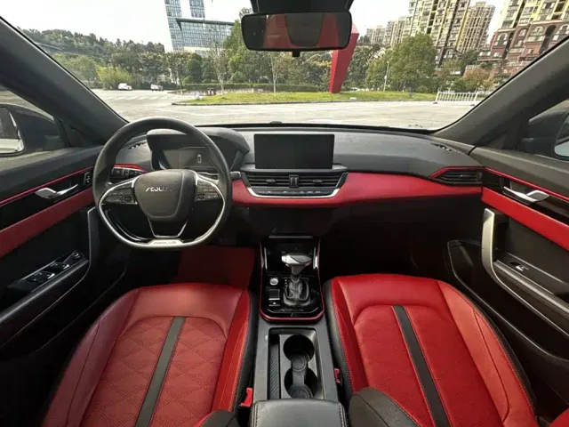 Dongfeng Yixuan — Фото автомобиля 13